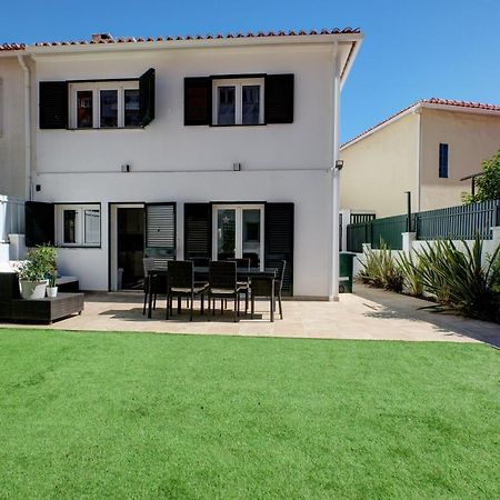 Comfortable Town House In Quiet Area By Lovelystay Lisbon Bagian luar foto