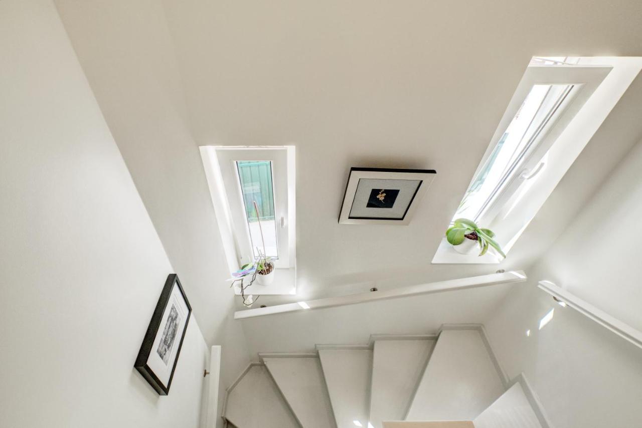 Comfortable Town House In Quiet Area By Lovelystay Lisbon Bagian luar foto