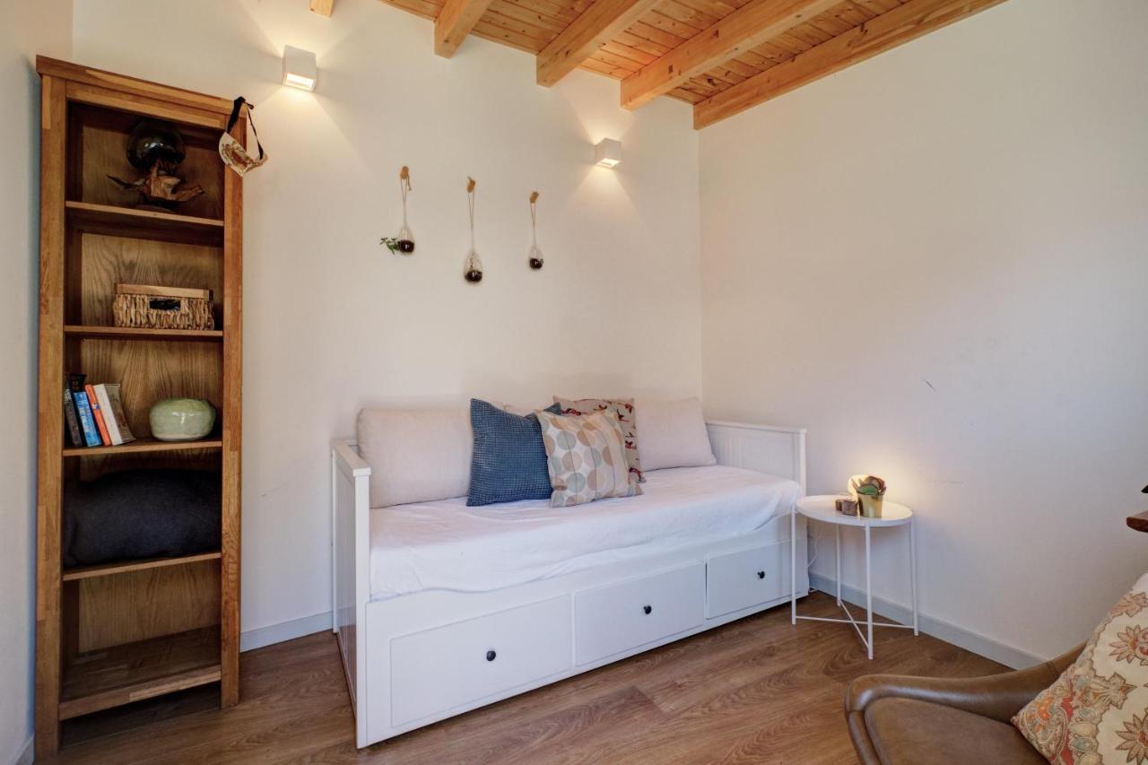 Comfortable Town House In Quiet Area By Lovelystay Lisbon Bagian luar foto