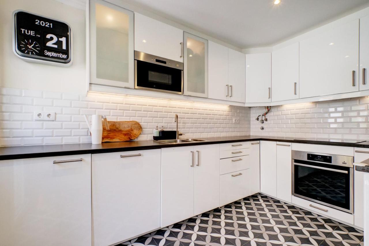 Comfortable Town House In Quiet Area By Lovelystay Lisbon Bagian luar foto
