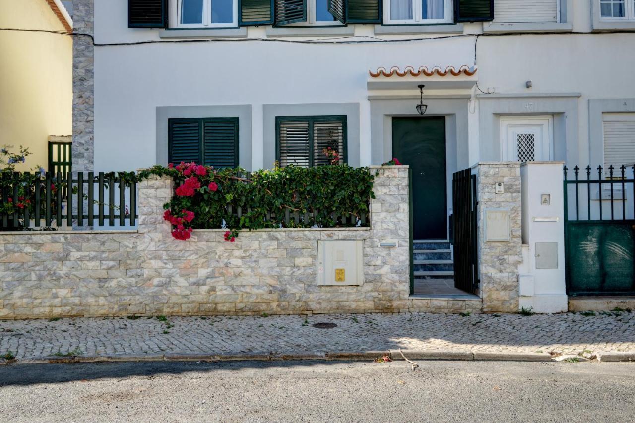 Comfortable Town House In Quiet Area By Lovelystay Lisbon Bagian luar foto