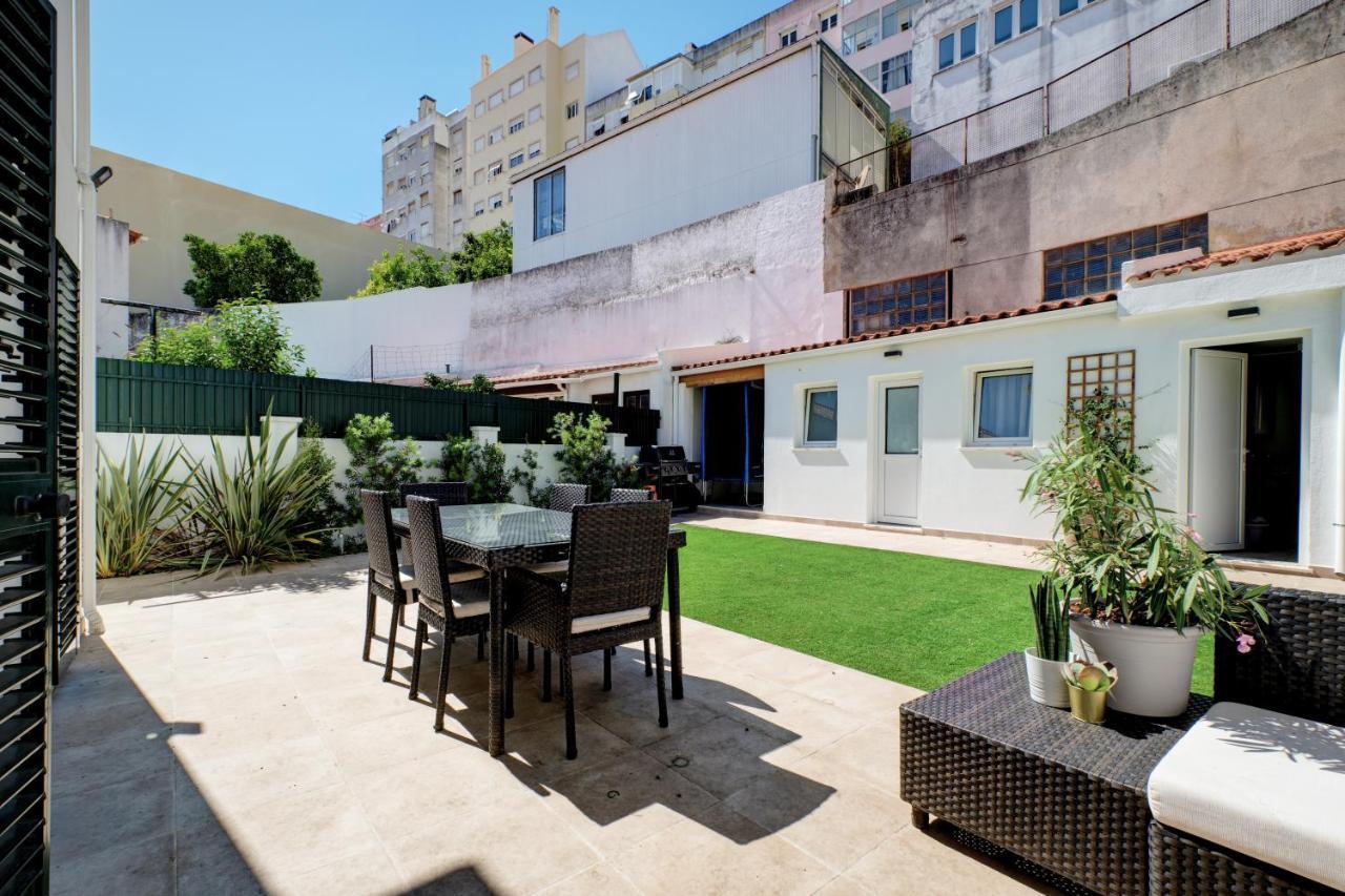 Comfortable Town House In Quiet Area By Lovelystay Lisbon Bagian luar foto